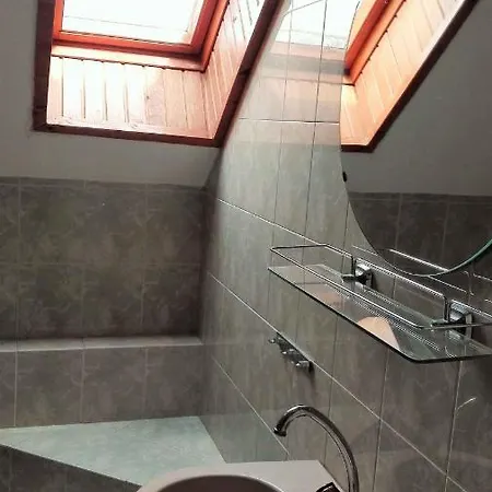 Apartamento 6 *